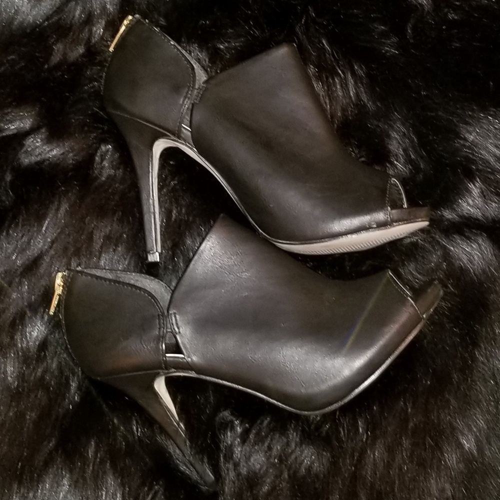 Madden Girl Tamii Bootie